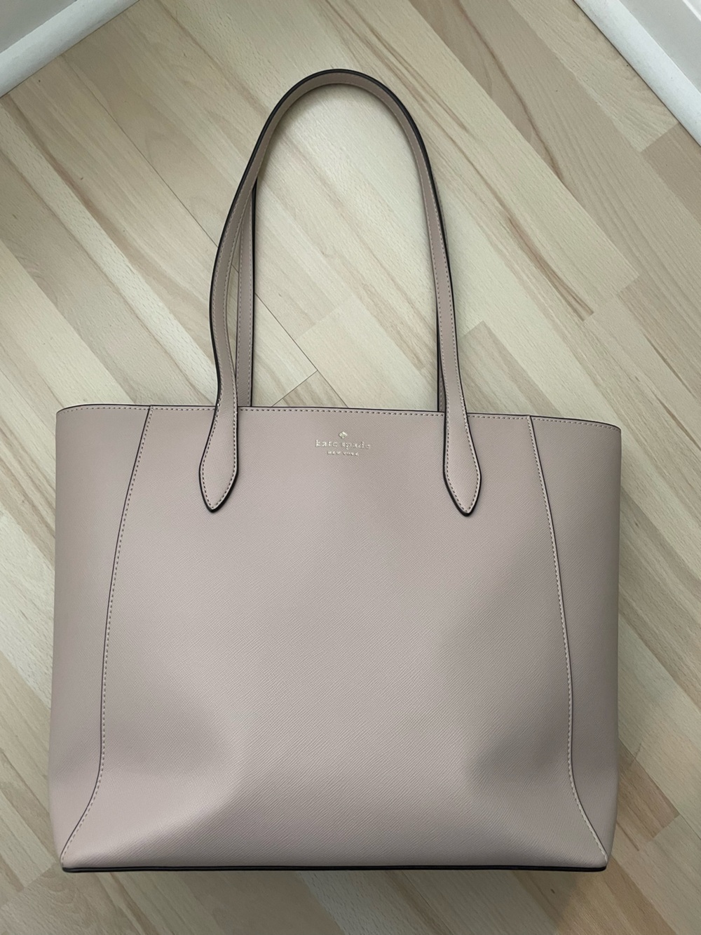 Kate Spade Dana Tote in Warm Beige - Great Condition!